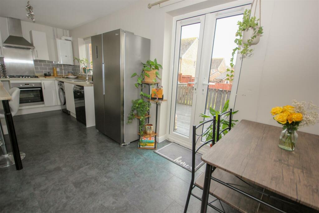 Kitchen Diner.jpg
