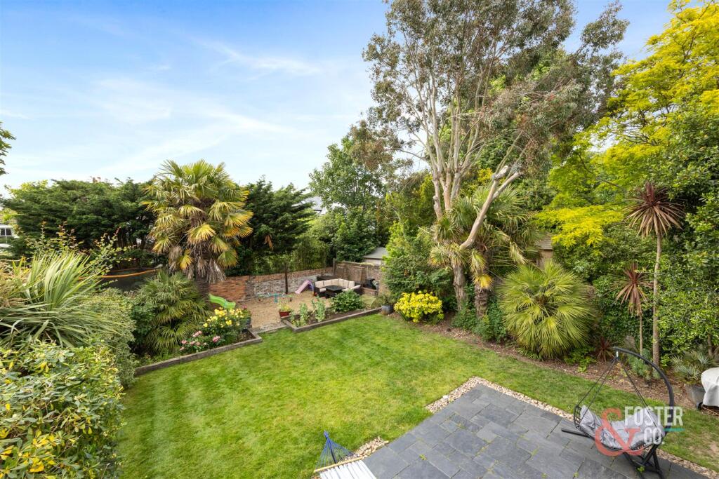 Wilbury Gardens, 28-009.JPG