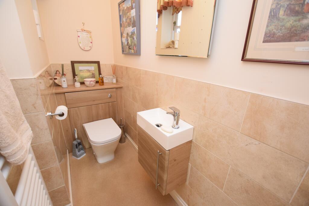 ground floor cloakroom