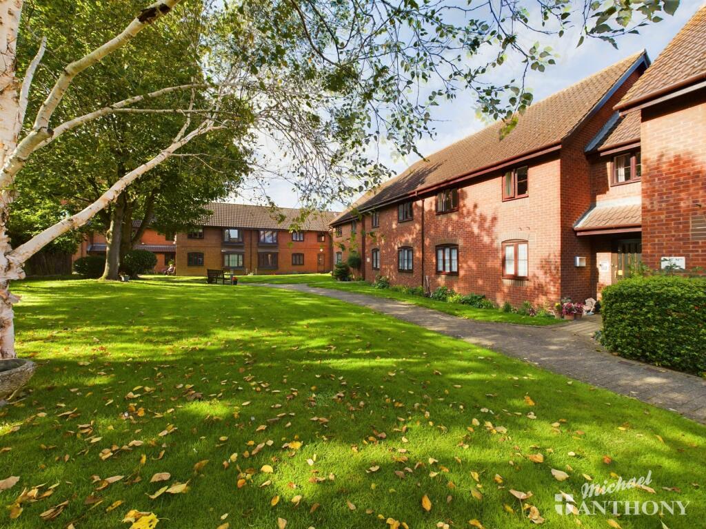 CAM02789G0-PR0013-STILL013