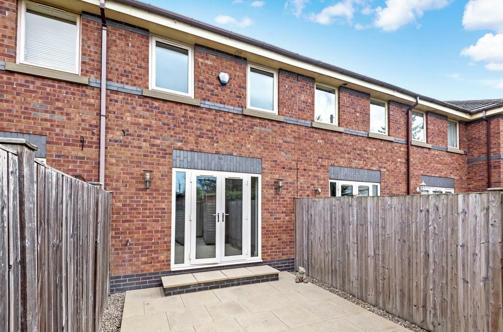 7 Eliot Court - 8.jpeg