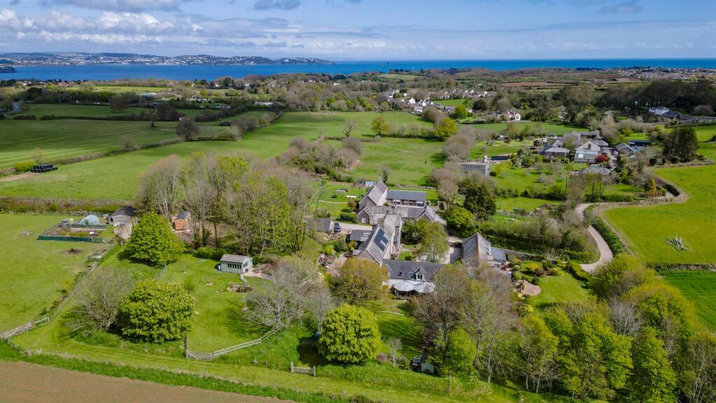 A01 - The Spinney Drone - 250418.jpg