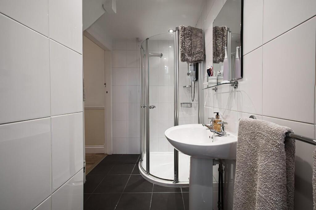 Downstairs shower room