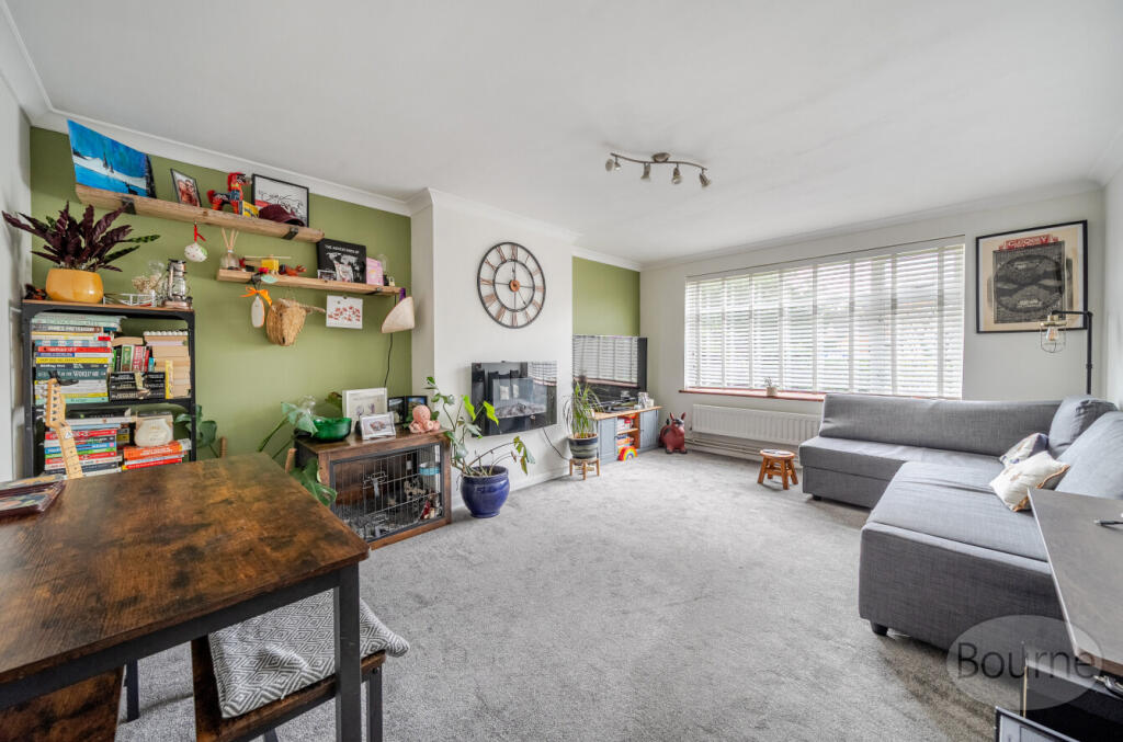 8b641d85-3b8f-4b5...