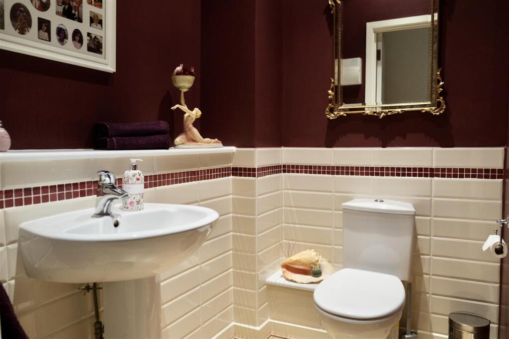 Downstairs Cloakroom.JPG