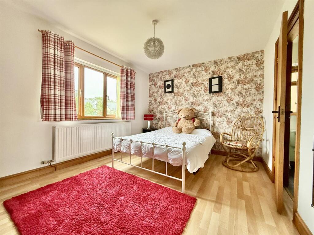 Bedroom2.jpg