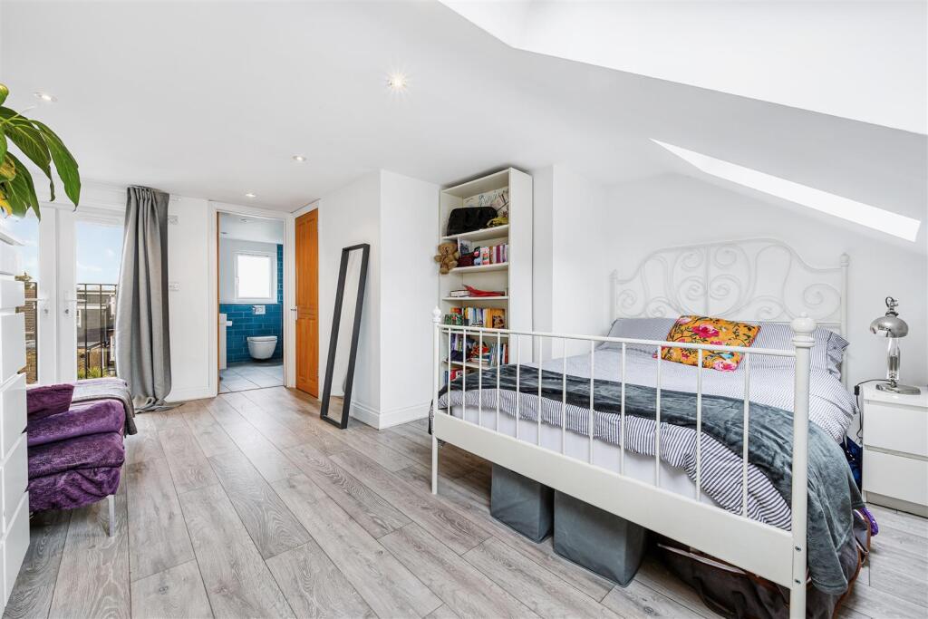 34 Brouncker Road-16.jpg