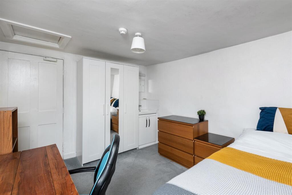 4 Beaufort East, Bath, BA1 6QF-11.jpg