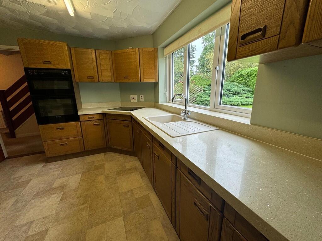 9b8c199c-5054-427...