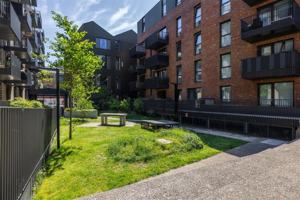 Lorimer House, 9 Navigators Walk, E3