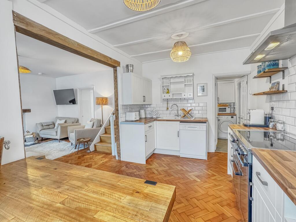 Kitchen / Diner / Lounge