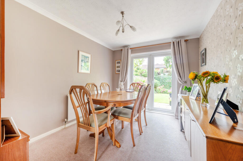 1333280-11-688cb7...