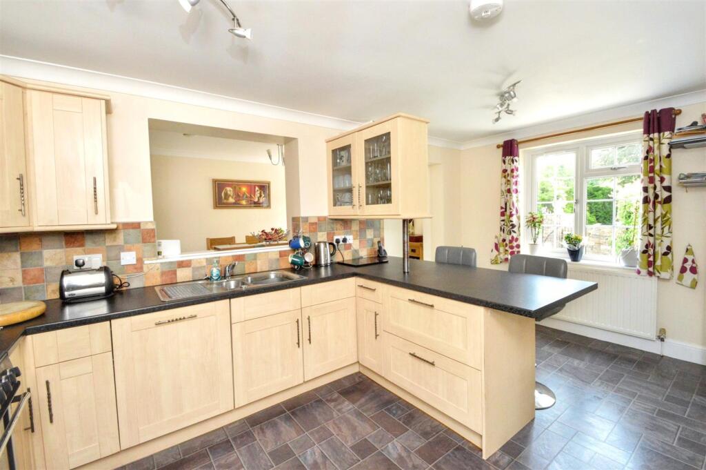 Kitchen Breakfast Room