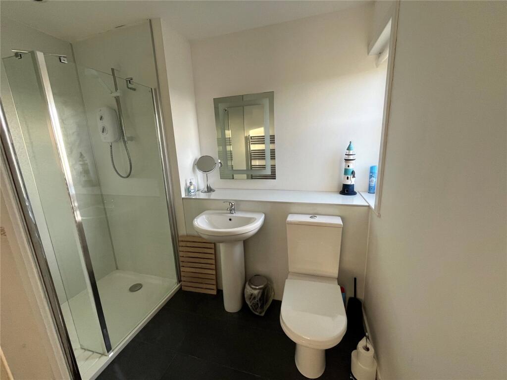 Ensuite