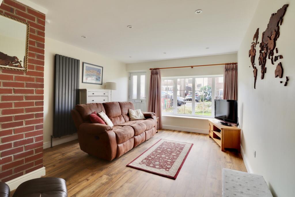 Spacious living room