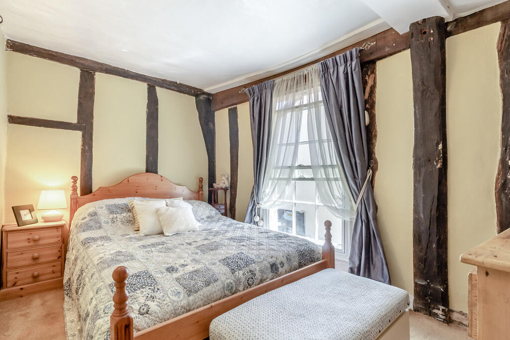 8659652-interior2...