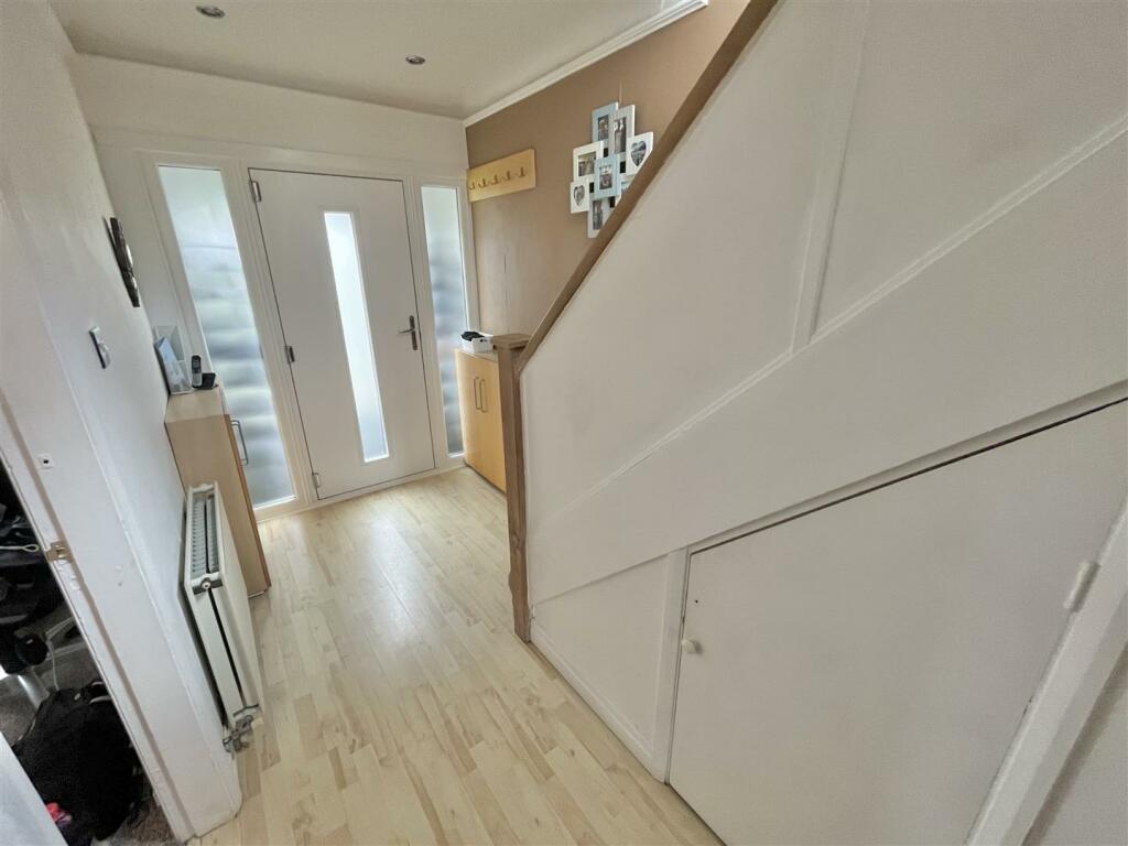 Entrance Hall Aspect 2