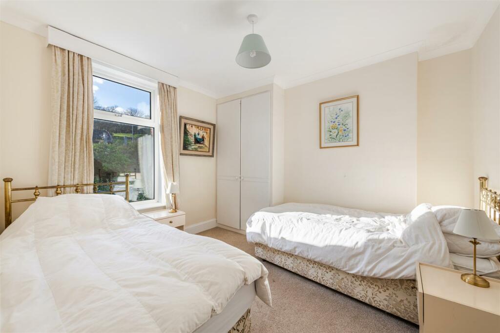 A24 - 9 Sandquay Road Dartmouth - 240226.jpg