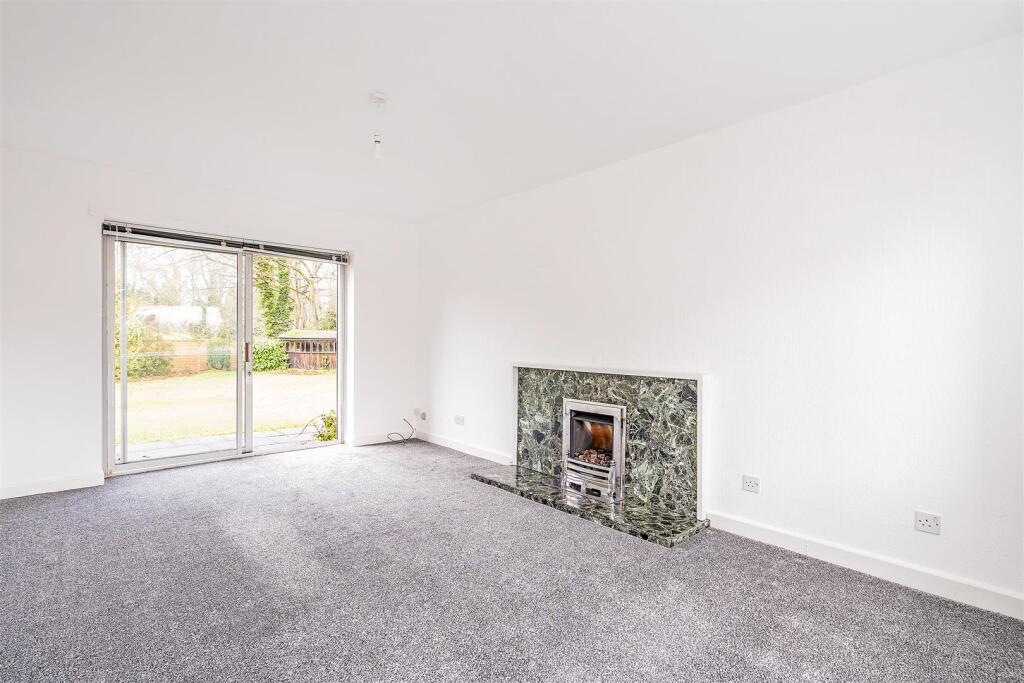 7 Dunsmore Grove-15_lo.jpg