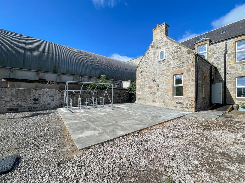 Parking &amp; Bike Store