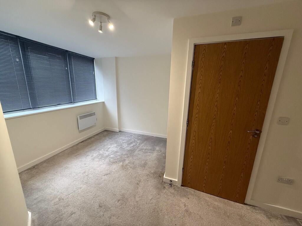 Main bedroom