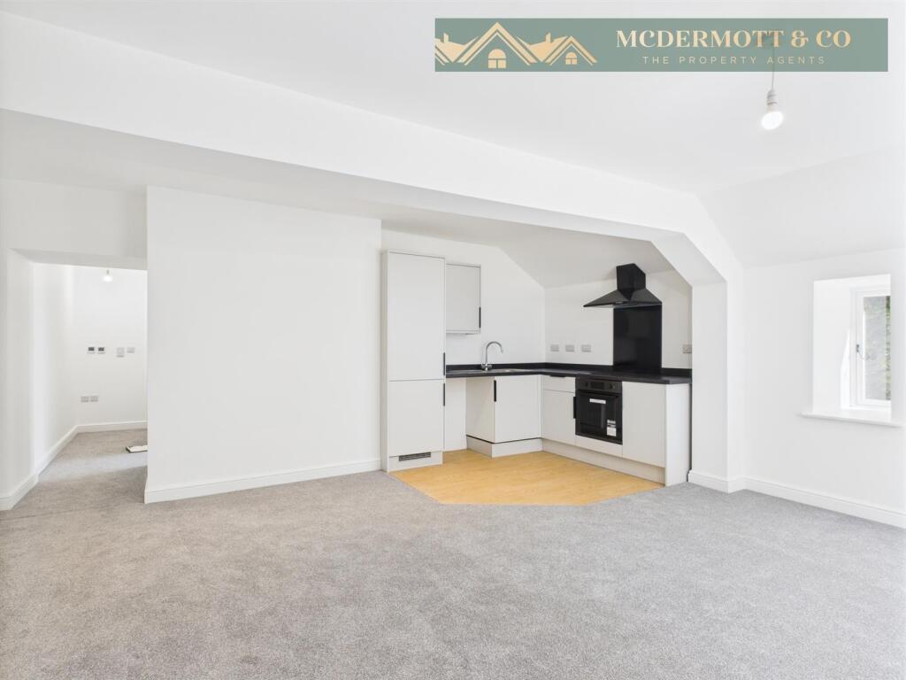 APARTMENT 47
