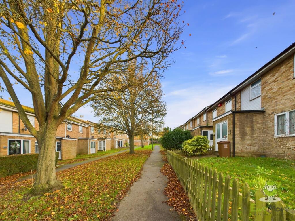 CAM01543G0-PR0106-STILL001