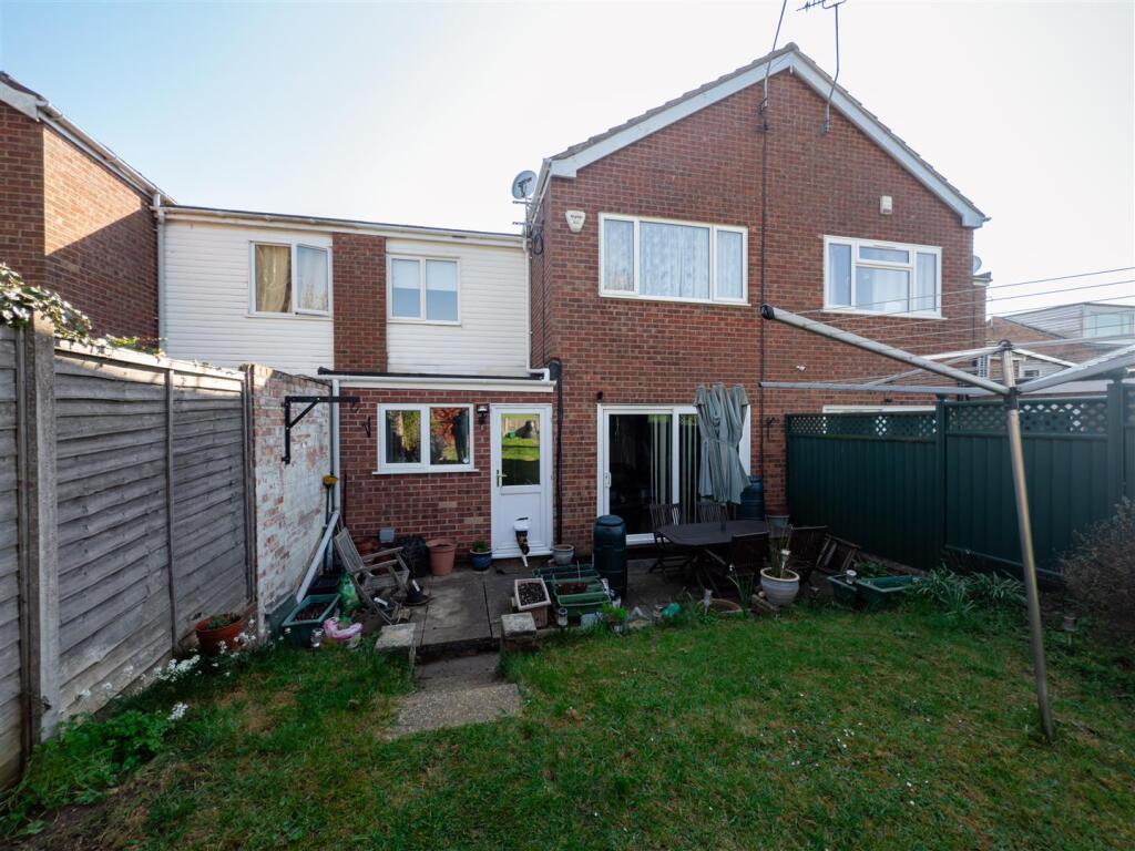 20250402105622 - IMG_5875 - 119 Foxglove avenue IP