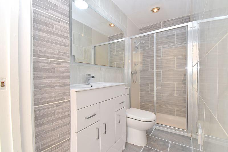Principal bedroom en-suite shower room