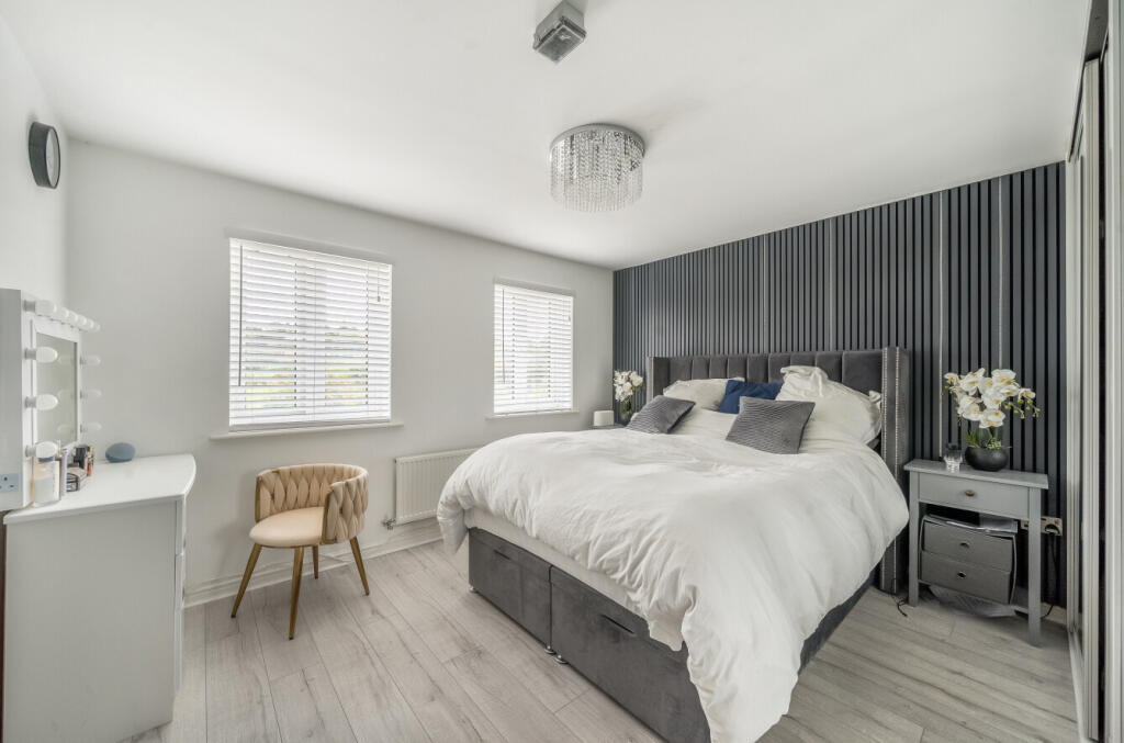 1365492-30-68f157...