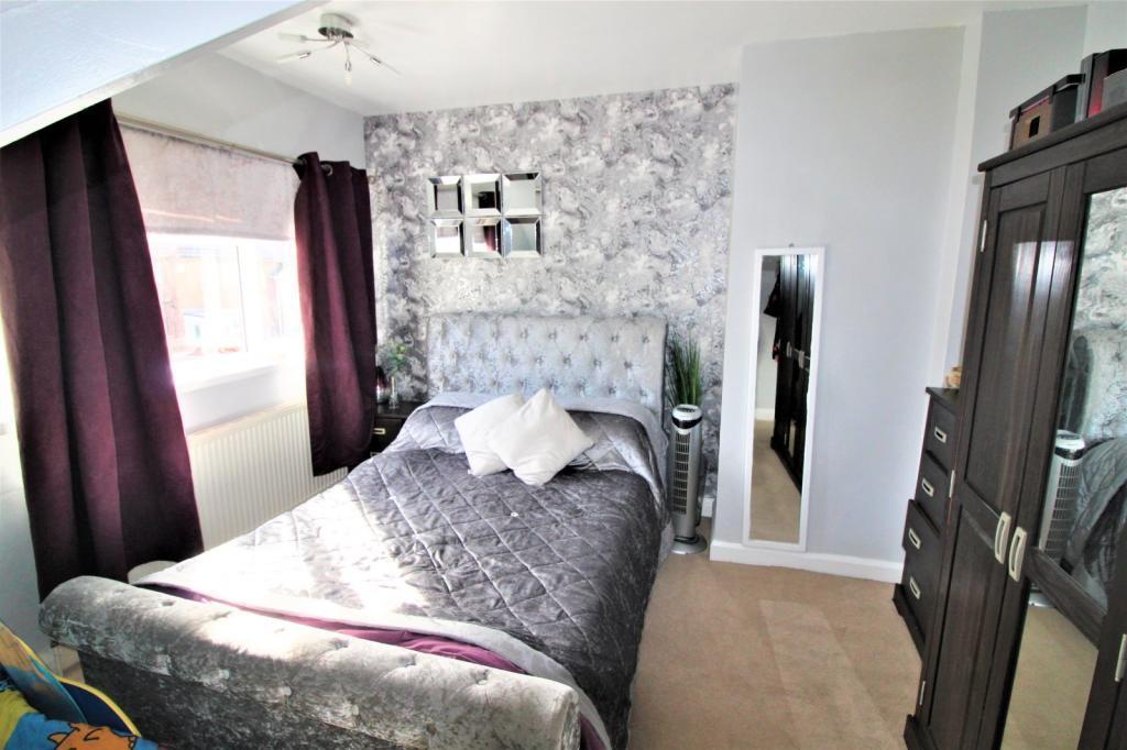 Bedroom 1.jpeg