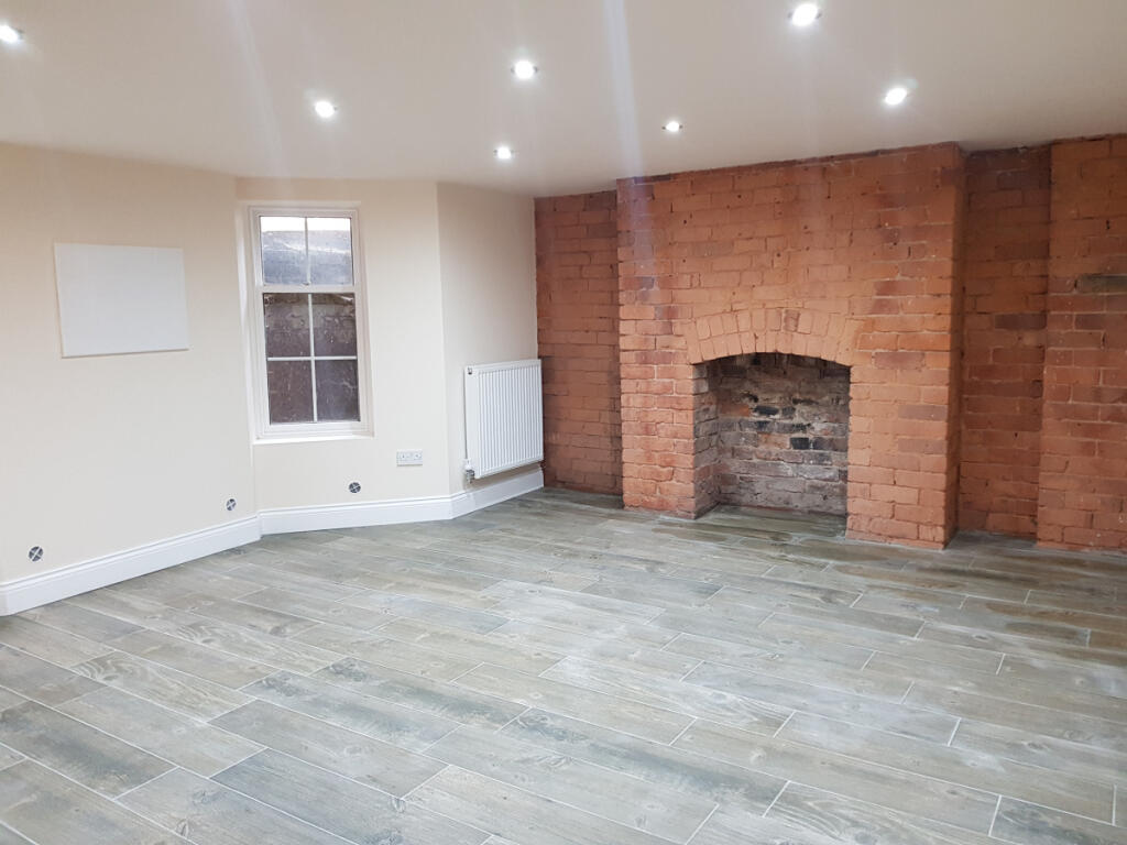 33 Bairstow Street - House Share