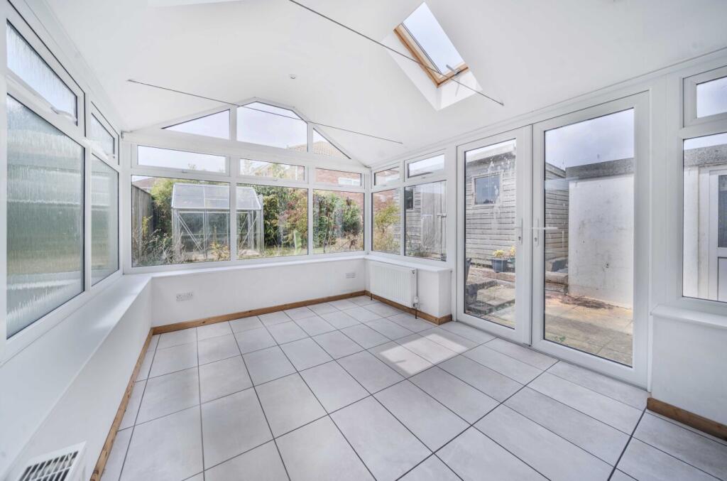 1297729-9-68306c1...