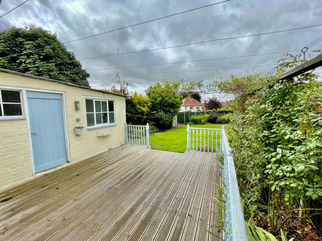 Decking and Garden