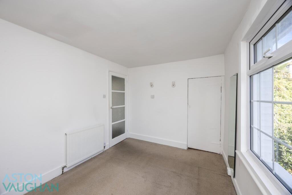 Crown Gardens, 4-003.jpg