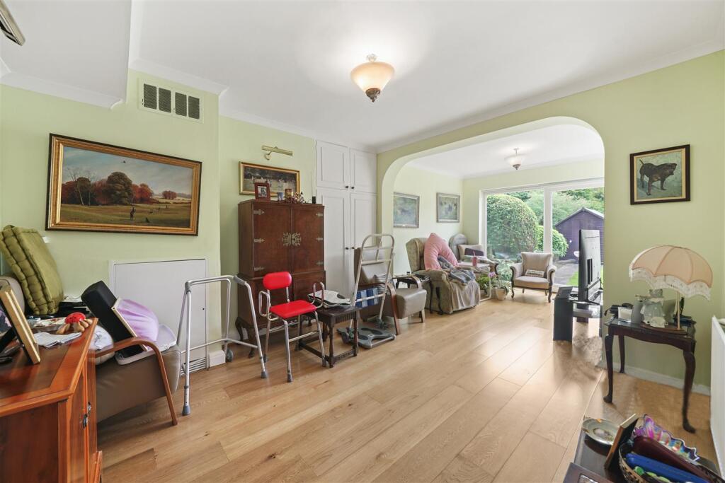 110 Norval Road - Pa3xMem5y0X9i4B7ipse.jpg