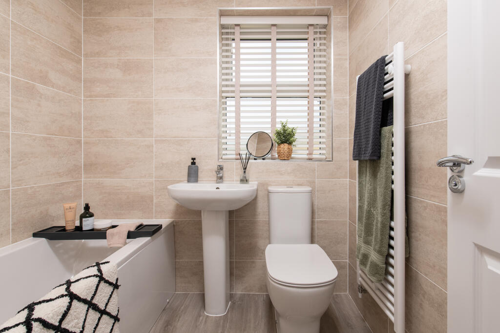 013 DWNE MeadowHill Throckley Hadley 3bed