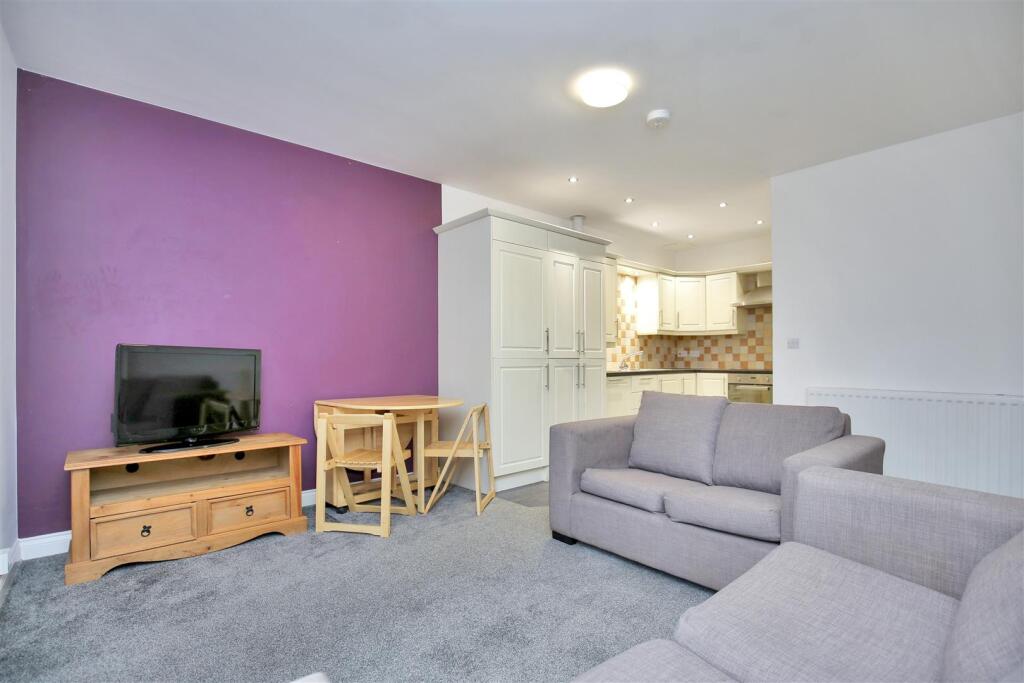 (£155pppw) Lavender Gardens, Jesmond, Newcastle Upon Tyne,NE2