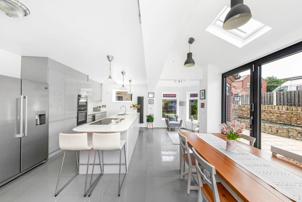 DINING LIVING KITCHEN