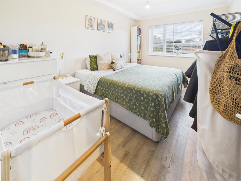Bedroom 1 .jpg