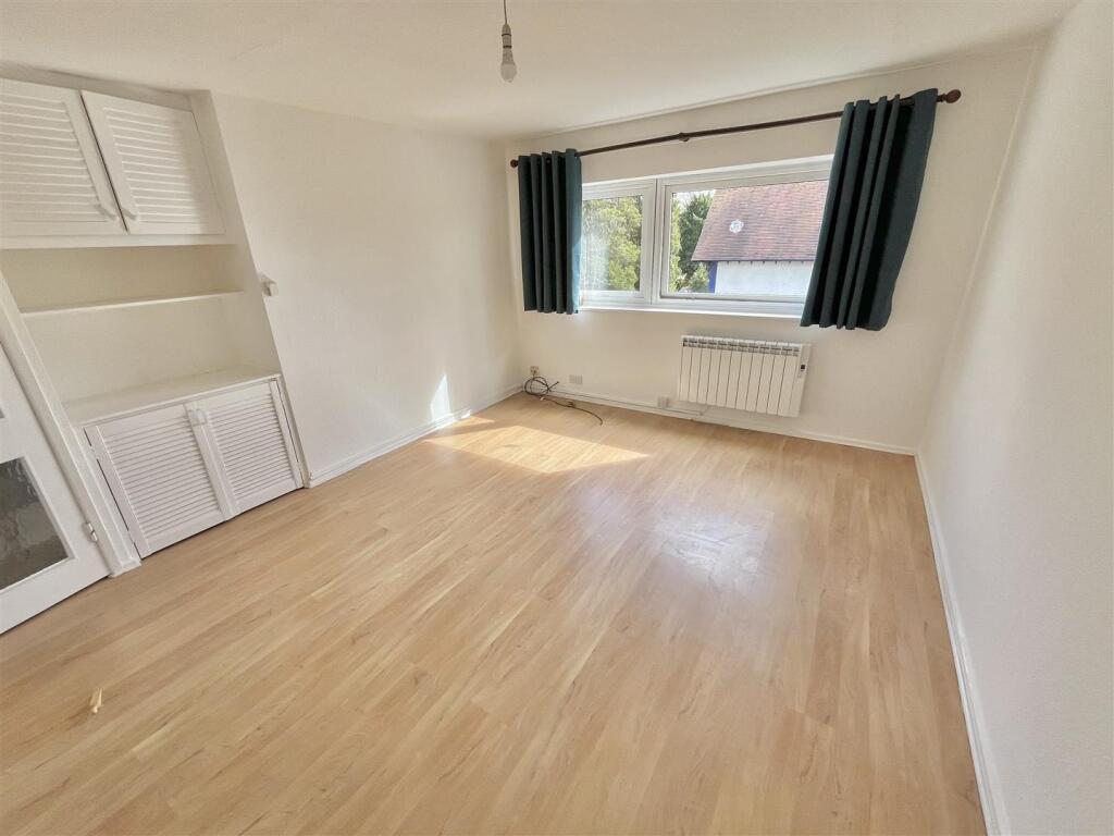 Living Room Aspect 2