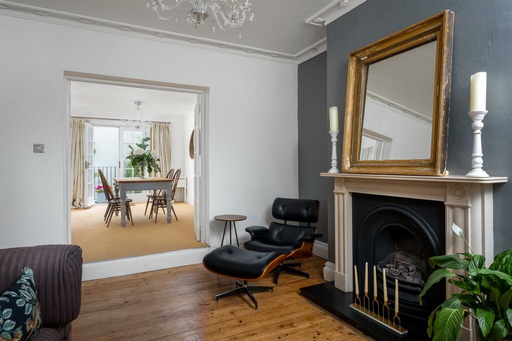 18 - 65 Gratton Road - GL50 2BZ - Web.jpg