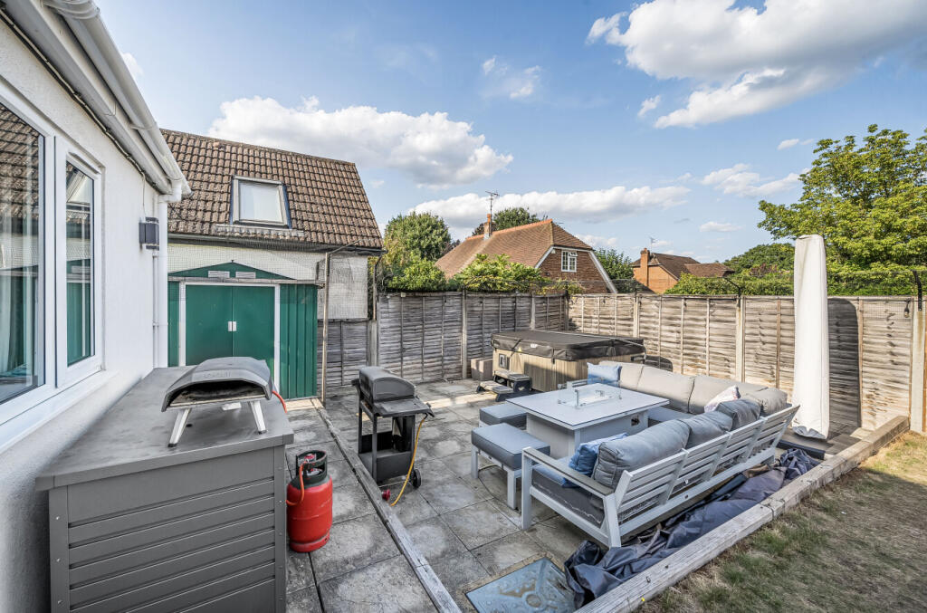 1340196-2-689f62f...