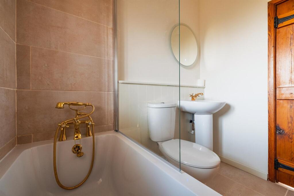 Pear Tree Cottage-24-edited.jpg