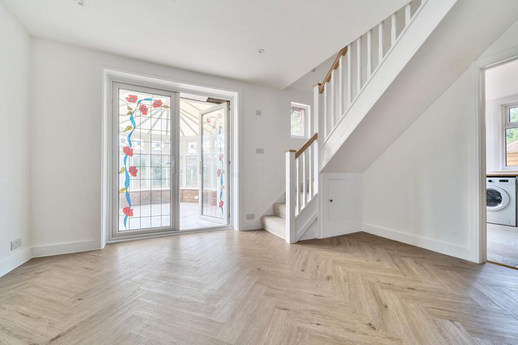 Living Room/ Dining Room