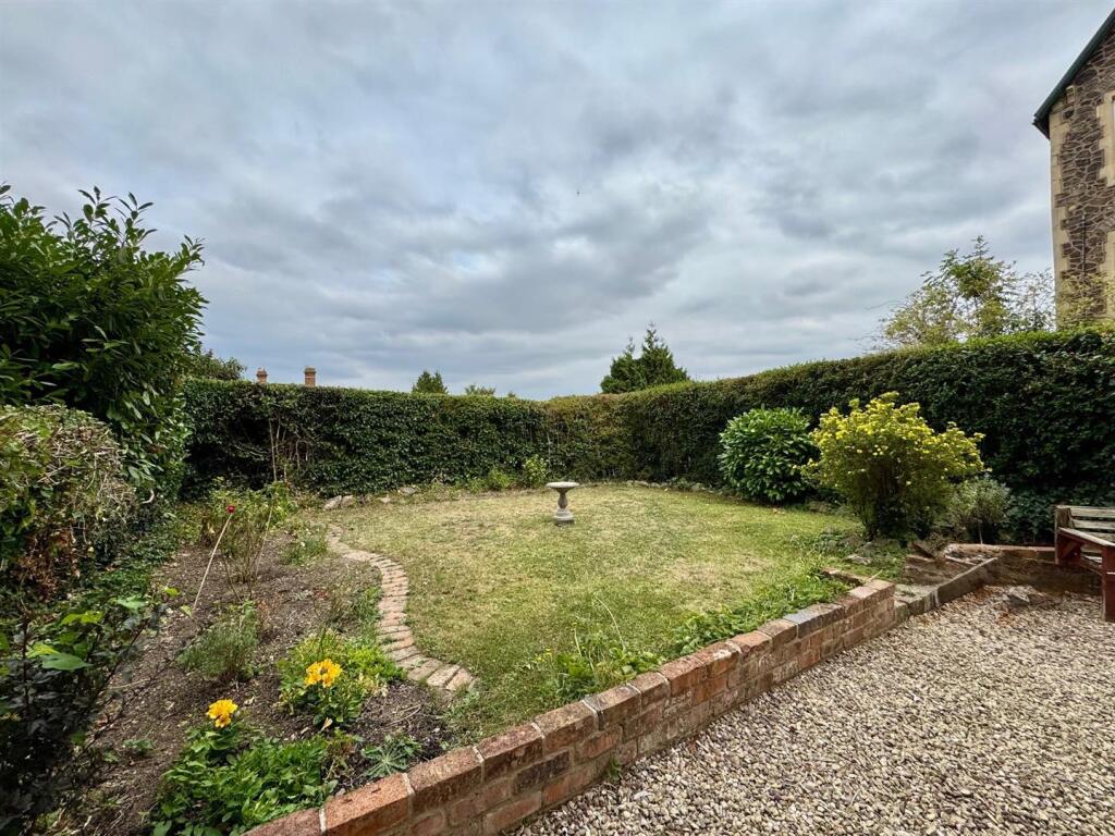 34 Garden.jpg