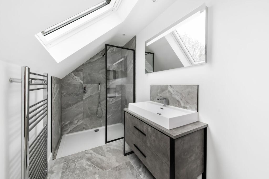 BEDROOM TWO EN-SUITE