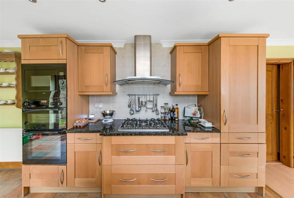 OPENPLAN LIVING DINING KITCHEN