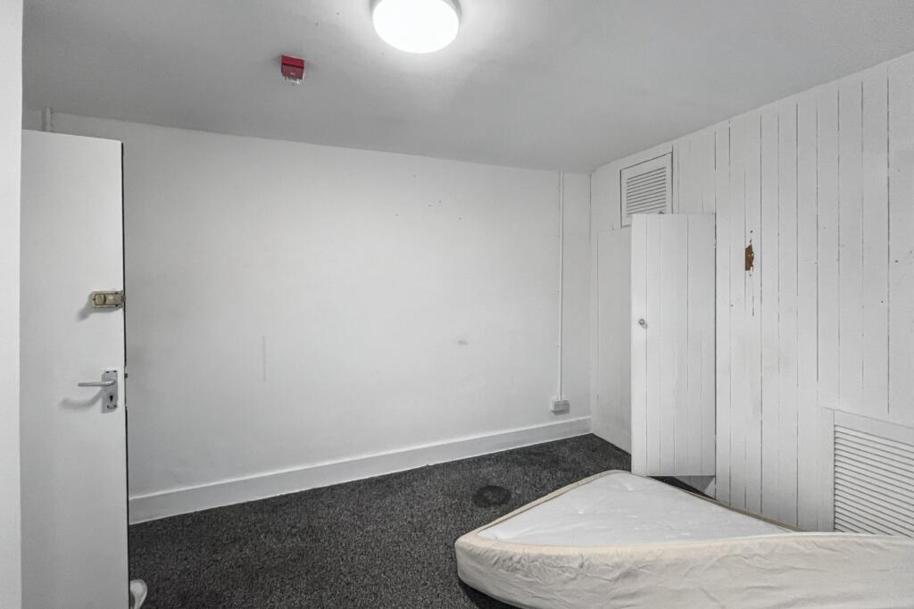 304A High Street, Sutton, Surrey, SM1 1PQ