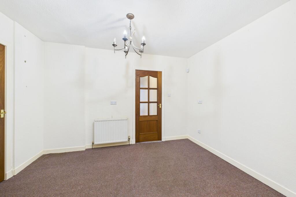 Kitchen/Dining Angle 4